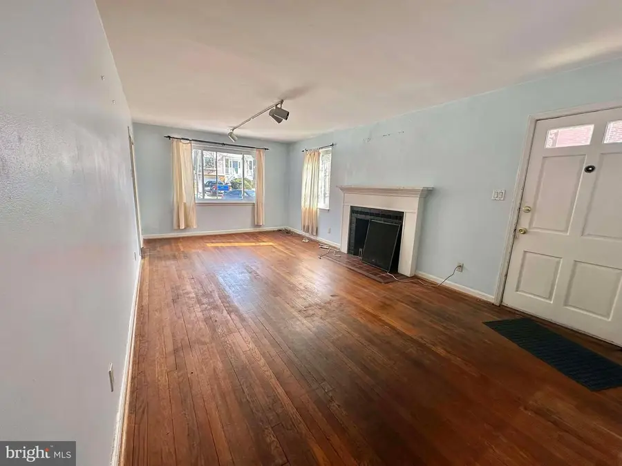 1818 N Adams St, Arlington, VA 22201 - #3