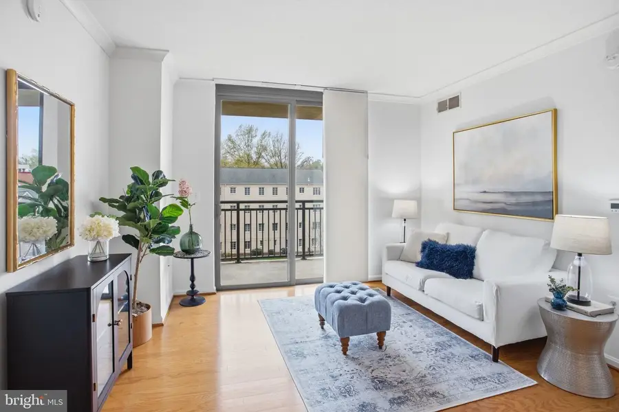 2220 Fairfax Dr #412, Arlington, VA 22201 - #3