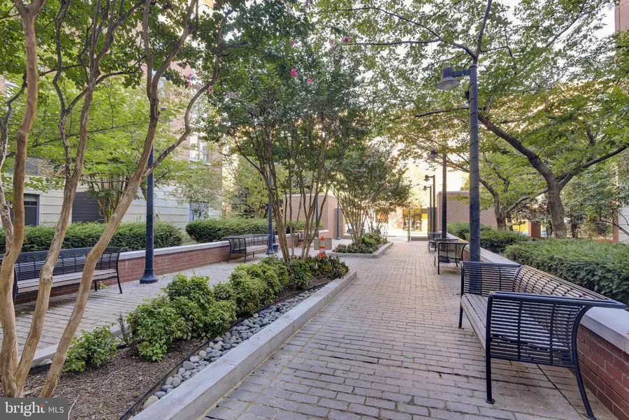 1021 N Garfield St #132, Arlington, VA 22201 - #3