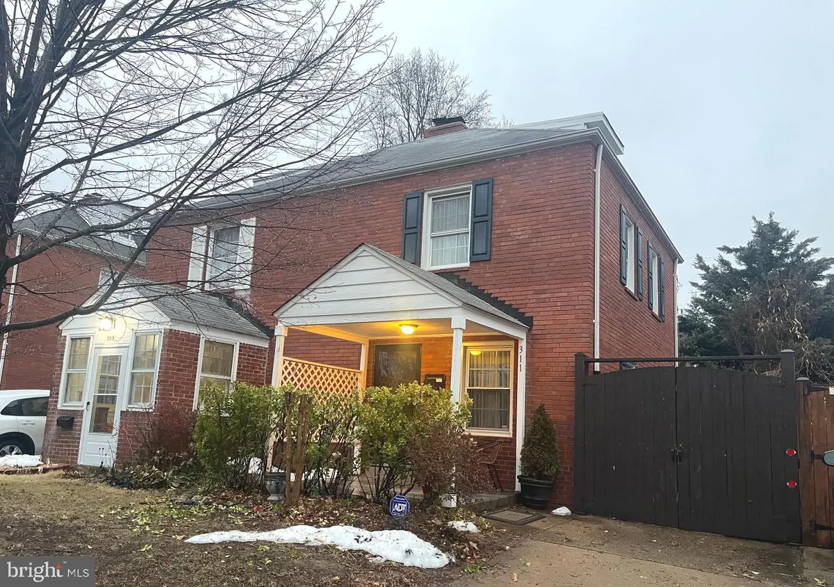 311 S Wayne St S, Arlington, VA 22204 - #1