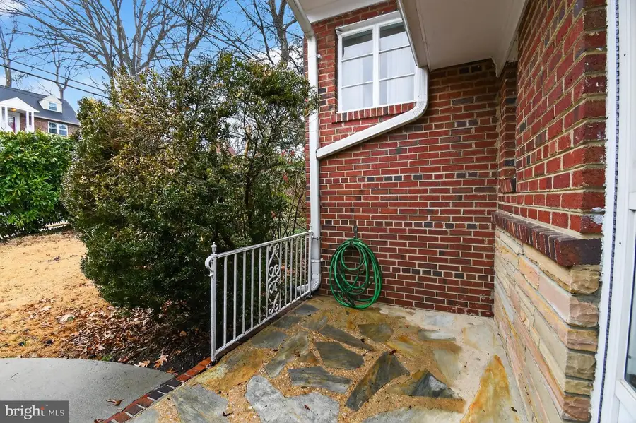 707 26th Pl S, Arlington, VA 22202 - #2