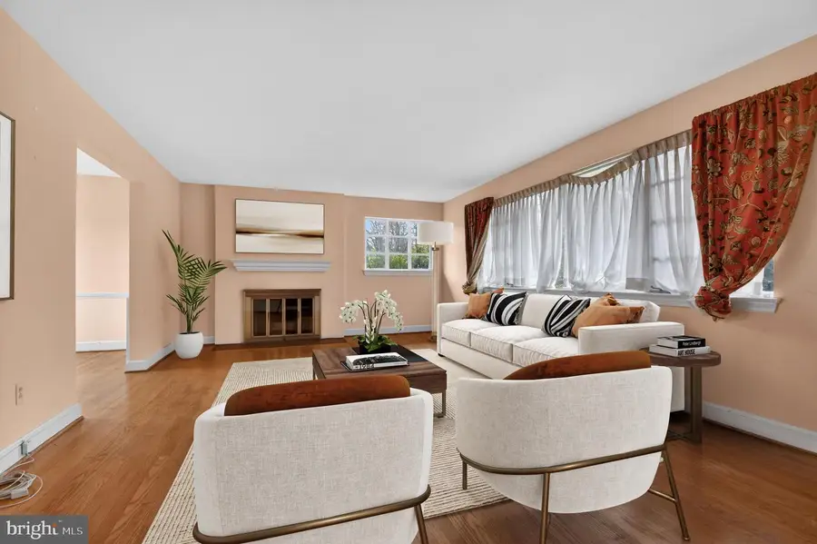 707 26th Pl S, Arlington, VA 22202 - #3