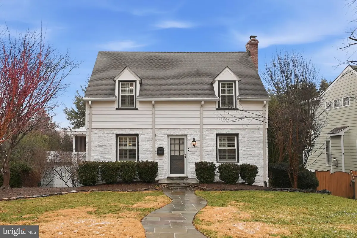 1701 N Greenbrier St, Arlington, VA 22205 - #1