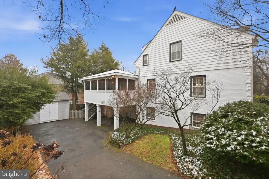 1701 N Greenbrier St, Arlington, VA 22205 - #2