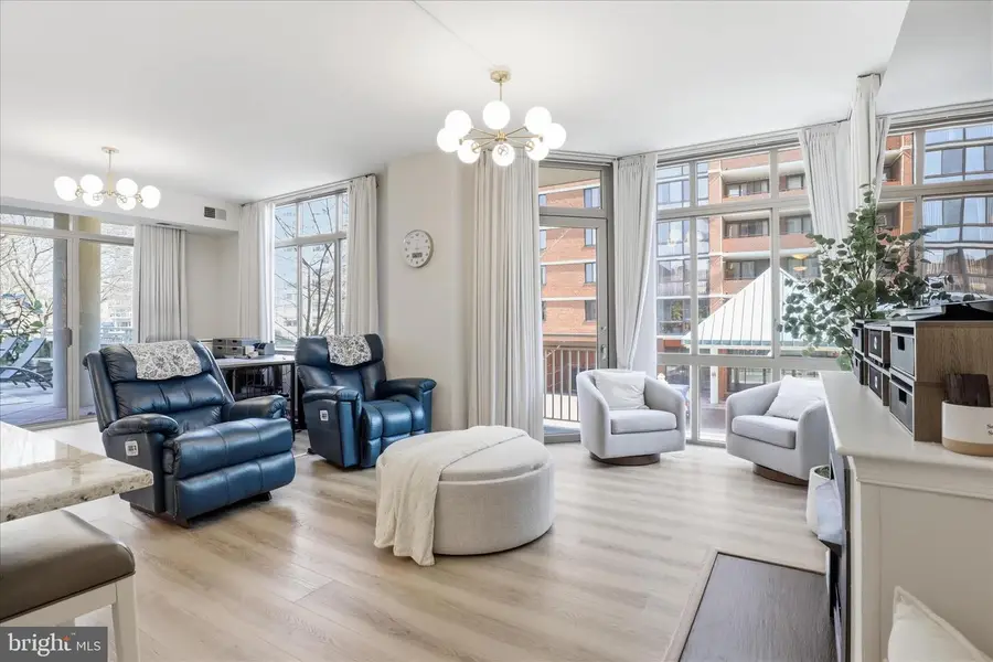 1000 N Randolph St #209, Arlington, VA 22201 - #3