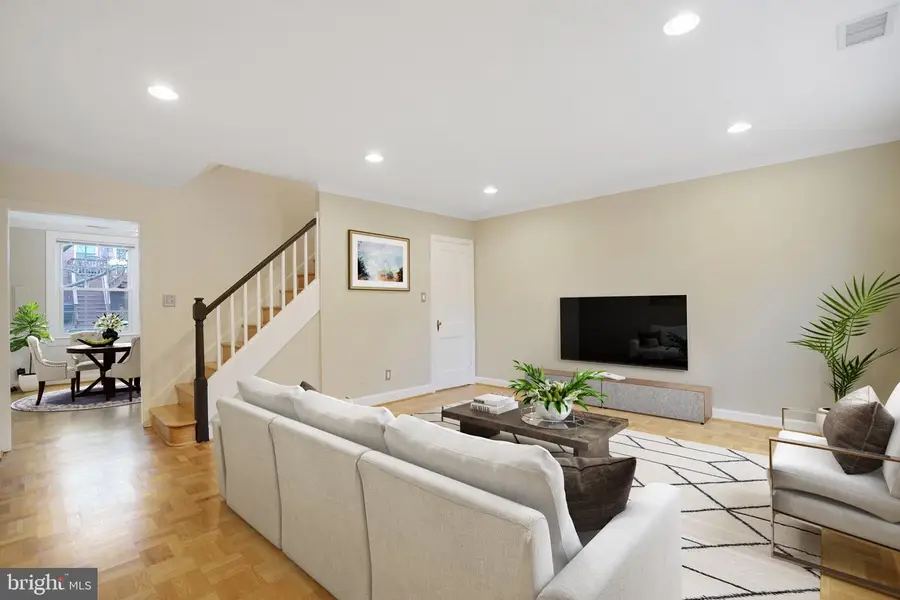 1415 S Barton St S #255, Arlington, VA 22204 - #3