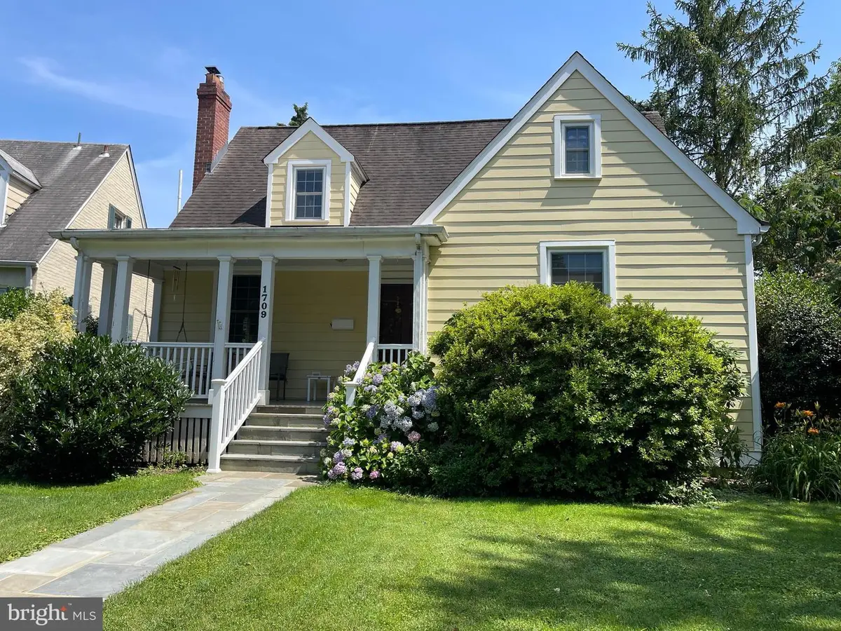 1709 N Calvert St, Arlington, VA 22201 - #1