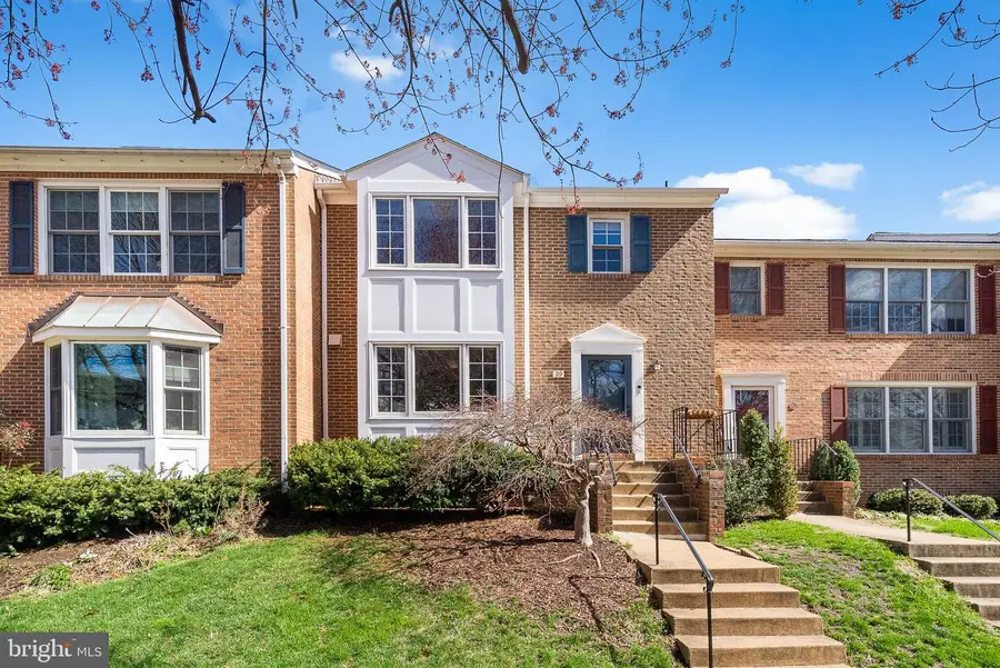 29 N Oakland St, Arlington, VA 22203 - #2