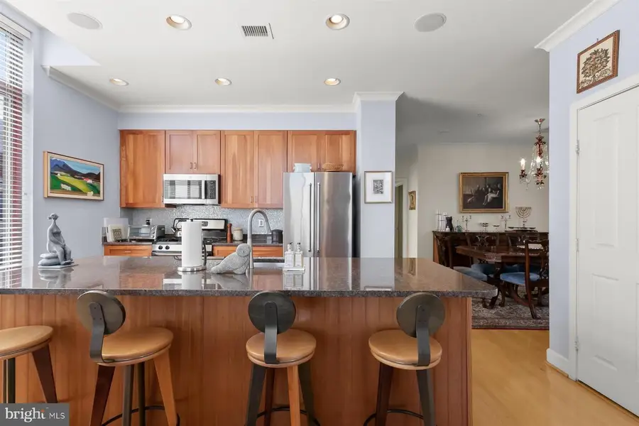 1205 N Garfield St #ph4, Arlington, VA 22201 - #3