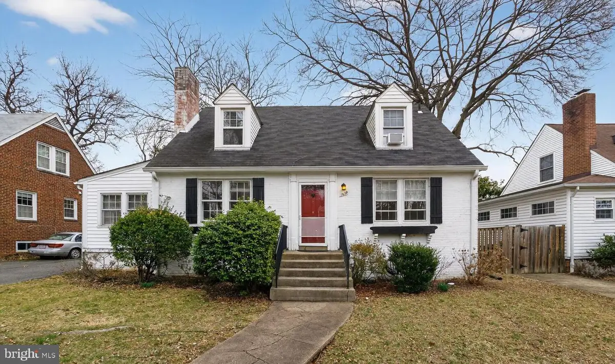 1639 N Woodstock St, Arlington, VA 22207 - #1