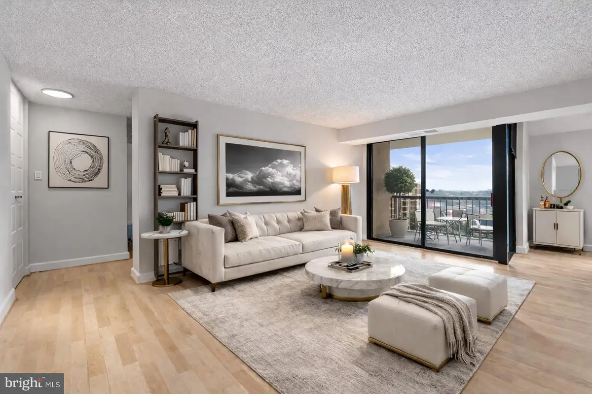 4500 S Four Mile Run Dr #1113, Arlington, VA 22204 - #1