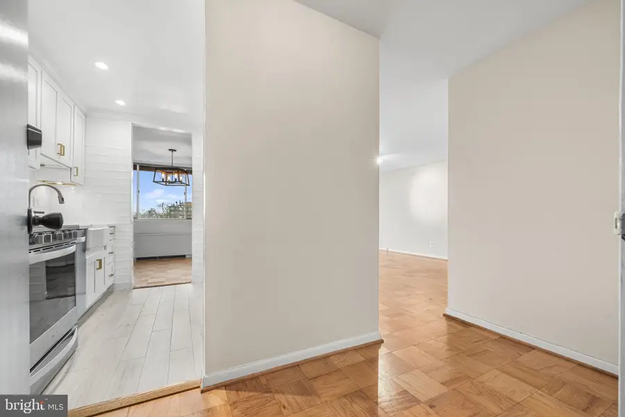 4343 Cherry Hill Rd #601, Arlington, VA 22207 - #2