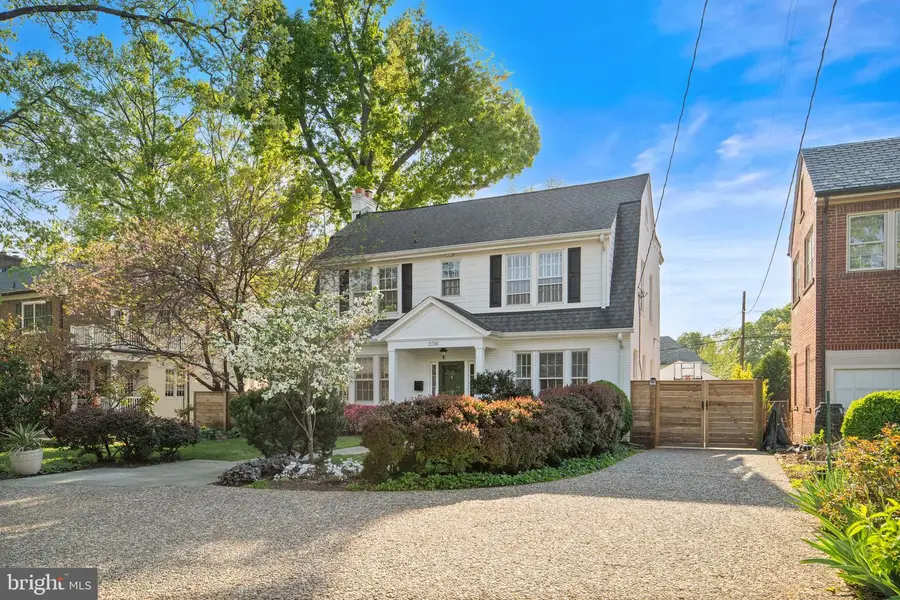 2316 S Arlington Ridge Rd, Arlington, VA 22202 - #2