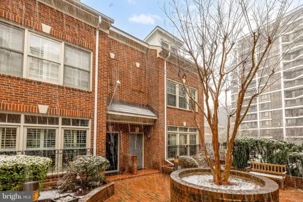 1503-f N Colonial Ter, ARLINGTON, VA 22209