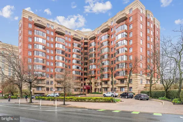 2400 Clarendon Blvd #711, ARLINGTON, VA 22201