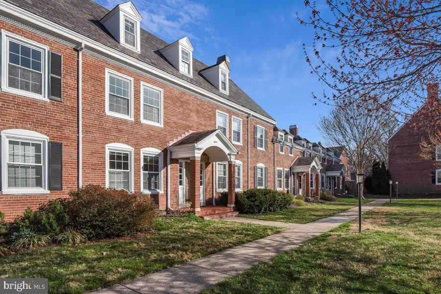 4241 35th St S #b1, Arlington, VA 22206 - #2