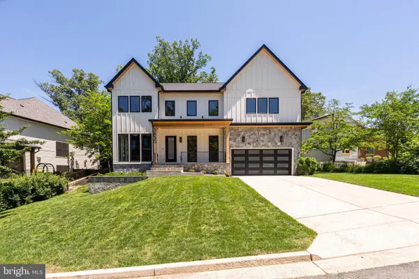 3830 30th Rd N, ARLINGTON, VA 22207