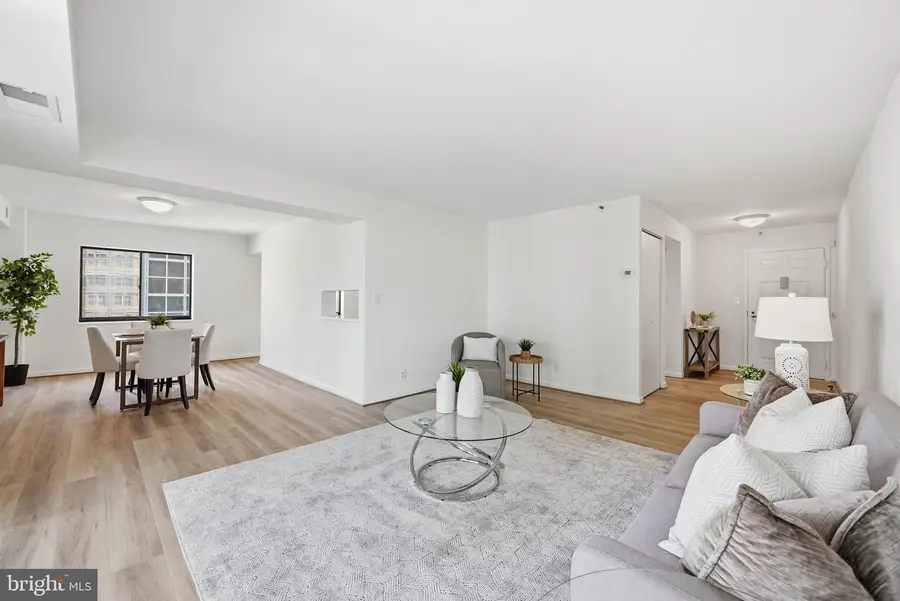 1600 N Oak St #906, Arlington, VA 22209 - #2