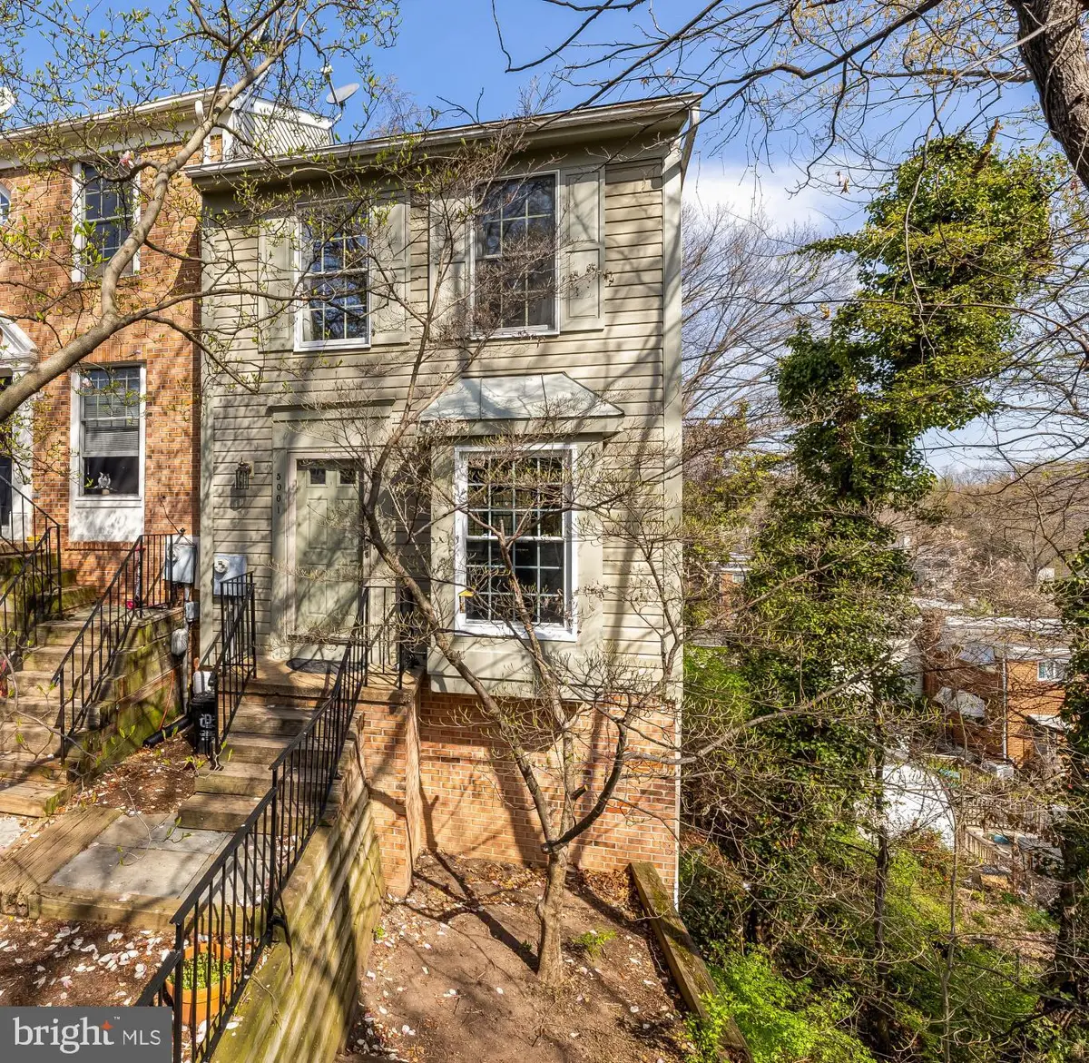 5001 9th St S, Arlington, VA 22204 - #1
