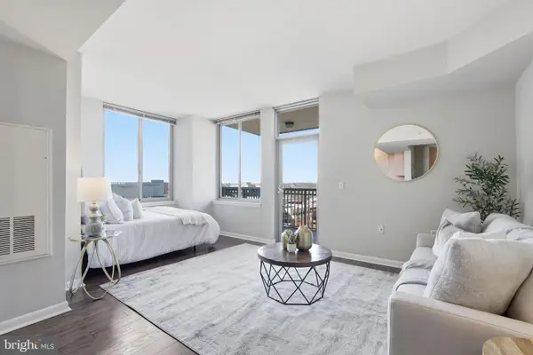 851 N Glebe Rd #1812, ARLINGTON, VA 22203