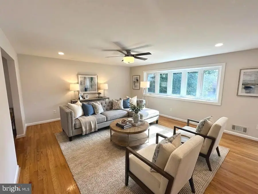 306 S Pershing Dr, Arlington, VA 22204 - #2