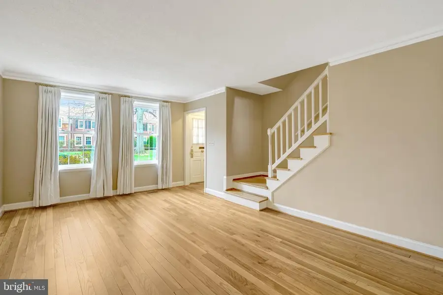 4142 36th St S, Arlington, VA 22206 - #3