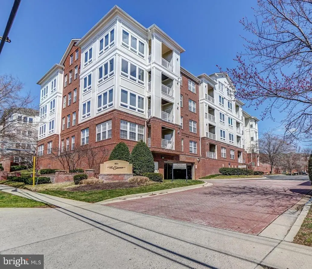 801 S Greenbrier St #103, Arlington, VA 22204 - #1