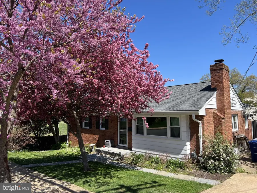 325 N Manchester St, Arlington, VA 22203 - #2