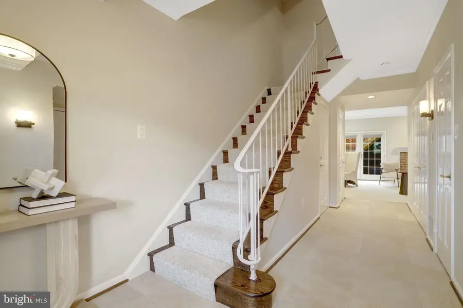 2325 S Queen St, Arlington, VA 22202 - #2