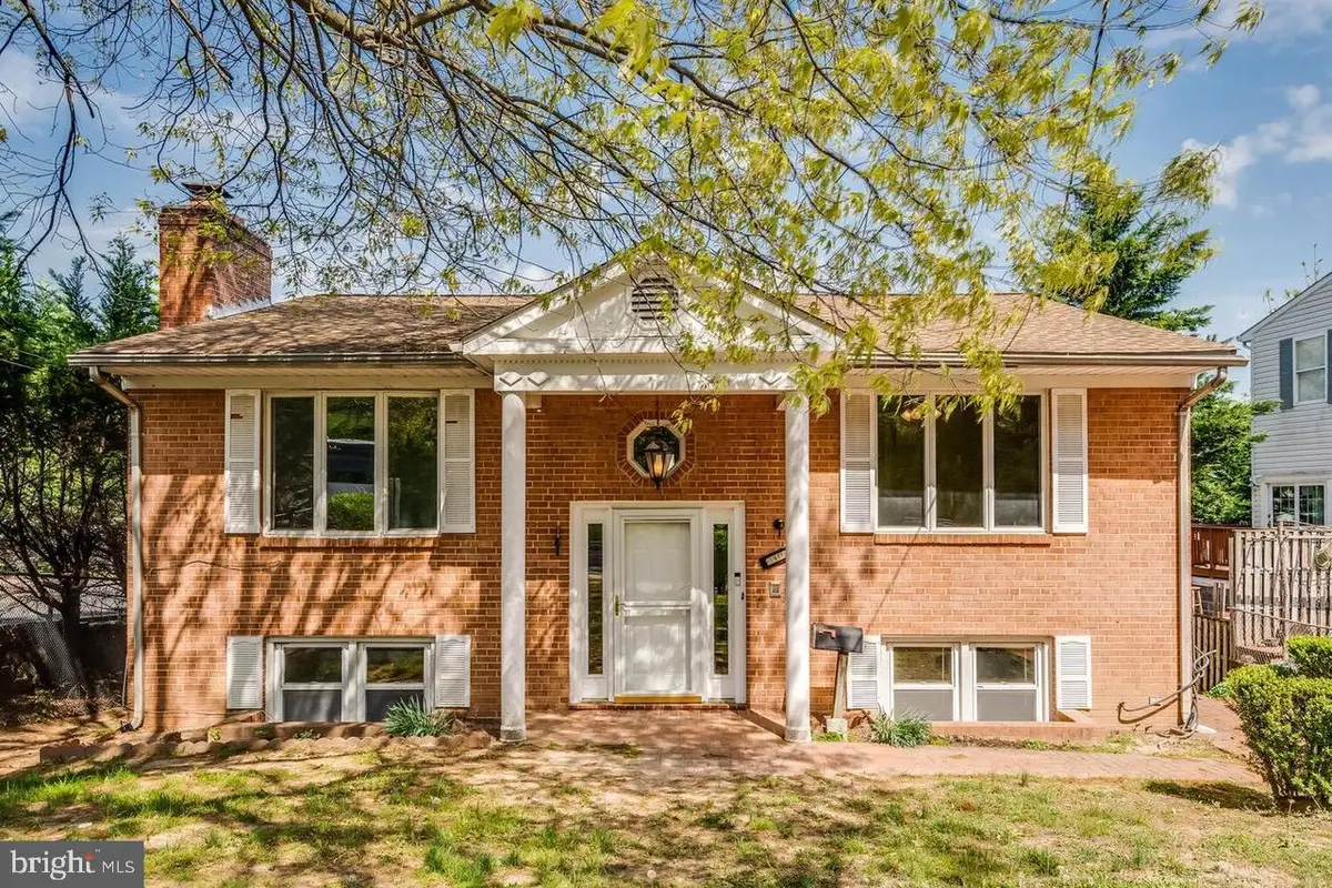 1911 S Kenmore St, Arlington, VA 22204 - #1