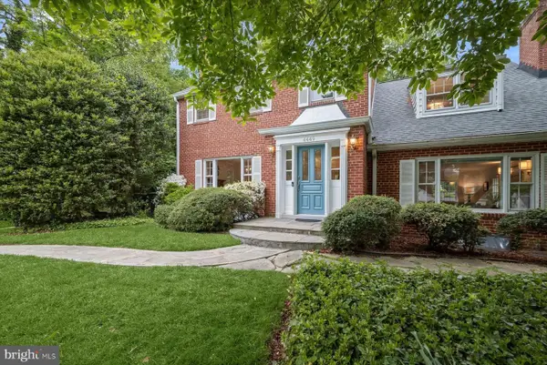 4449 38th St N, ARLINGTON, VA 22207