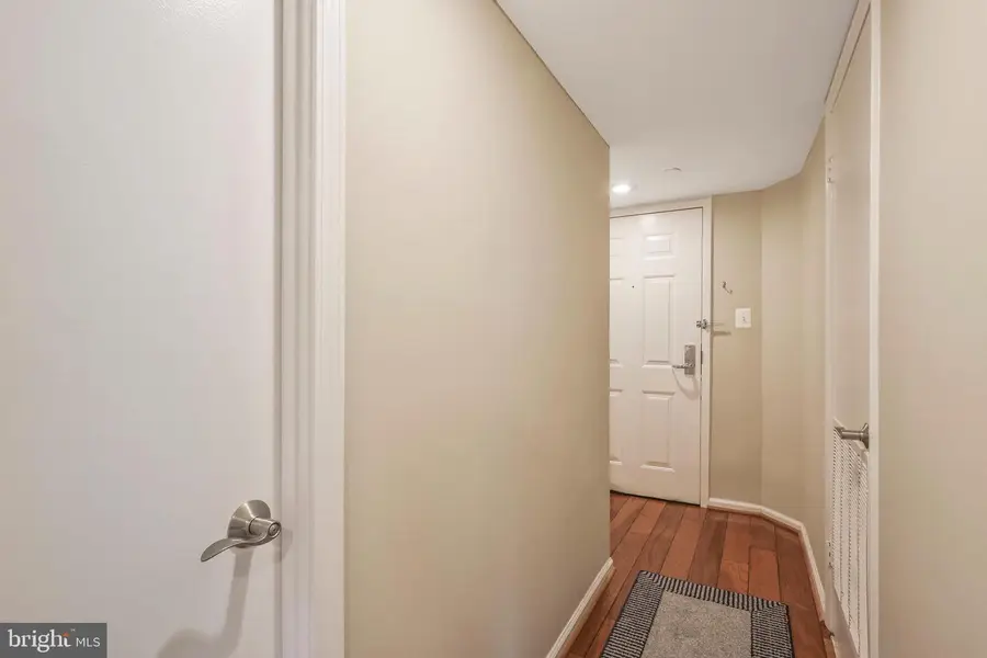 1001 N Randolph St #509, Arlington, VA 22201 - #3