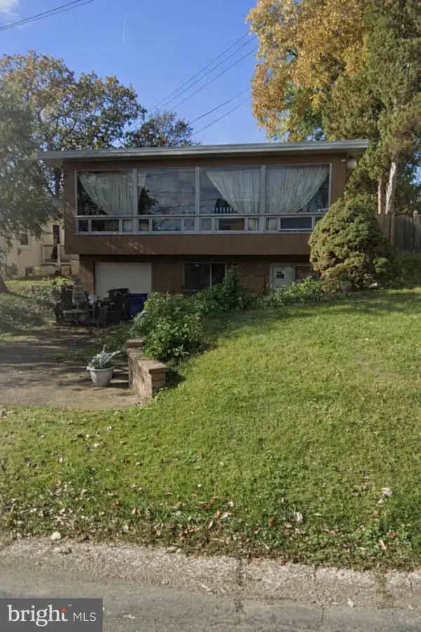 8 N Garfield St, ARLINGTON, VA 22201