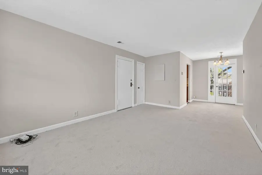 4862 28th St S #c2, Arlington, VA 22206 - #3