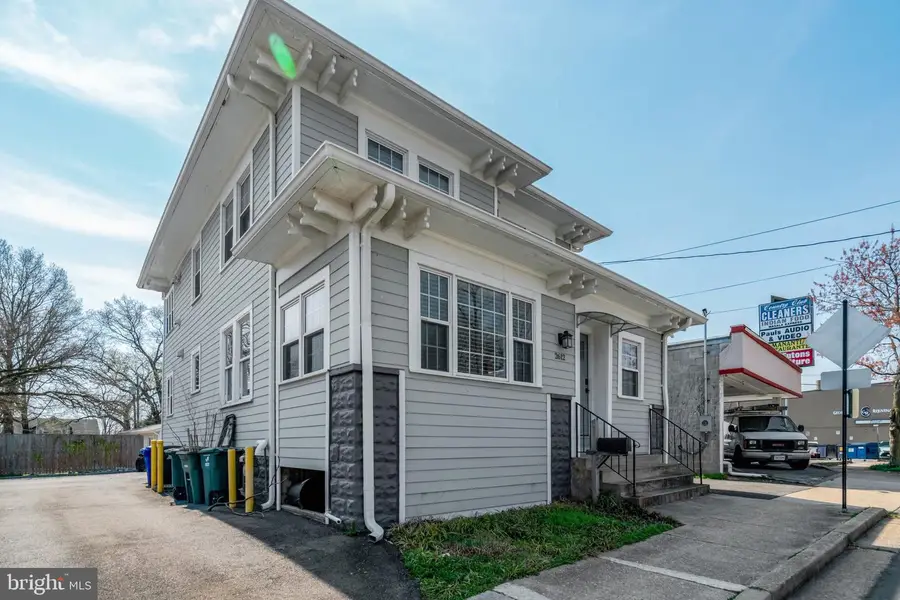 2612 N Pershing Dr, Arlington, VA 22201 - #2