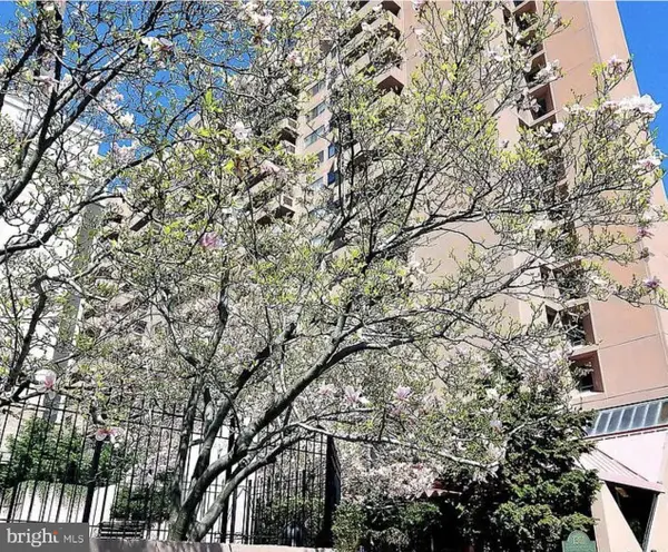 1301 N Courthouse Rd #1005, ARLINGTON, VA 22201