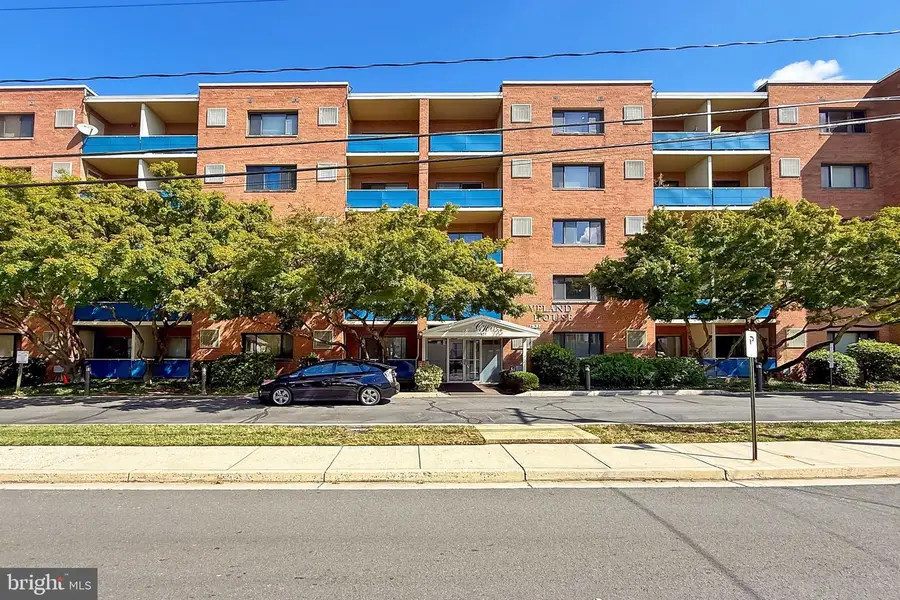 1931 N Cleveland St #112, Arlington, VA 22201 - #2