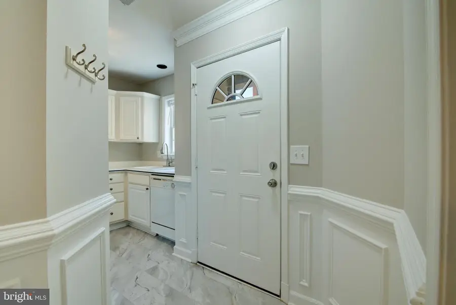 6908 Fairfax Dr #100, Arlington, VA 22213 - #2