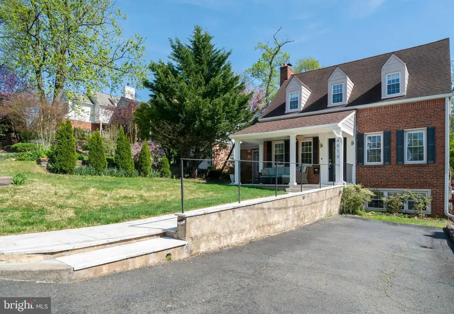 4916 26th St N, Arlington, VA 22207 - #2