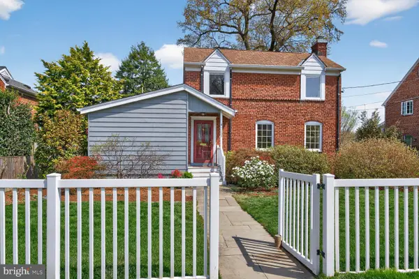 2633 N Florida St, ARLINGTON, VA 22207