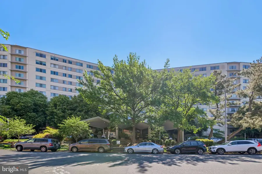 1200 N Nash St #1109, Arlington, VA 22209 - #3