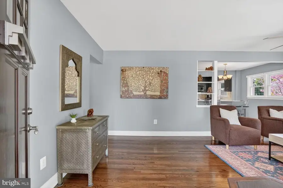 5920 1st St N, Arlington, VA 22203 - #2