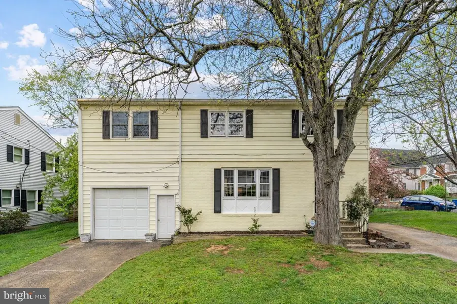 200 S Adams St, Arlington, VA 22204 - #2