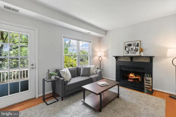 2811 S Woodrow St #a, ARLINGTON, VA 22206