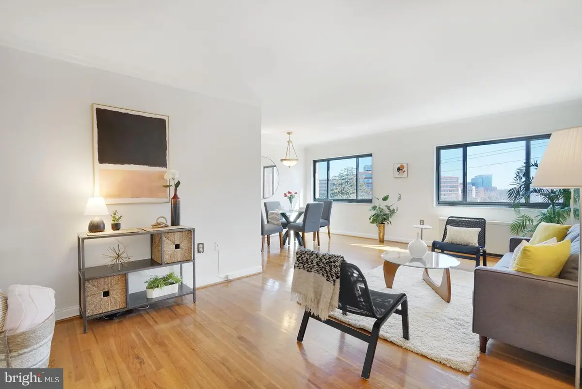 1300 S Arlington Ridge Rd #718, Arlington, VA 22202 - #1