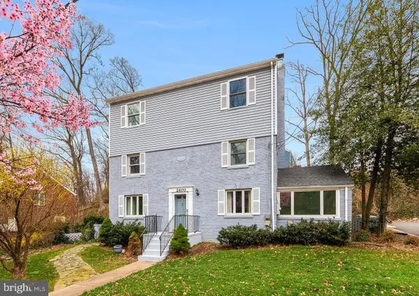 2400 S Arlington Ridge Rd, ARLINGTON, VA 22202