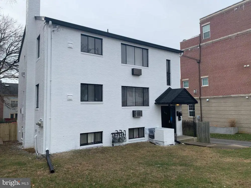 4206 Washington Blvd, Arlington, VA 22201 - #1