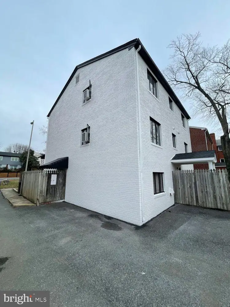 4206 Washington Blvd, Arlington, VA 22201 - #2