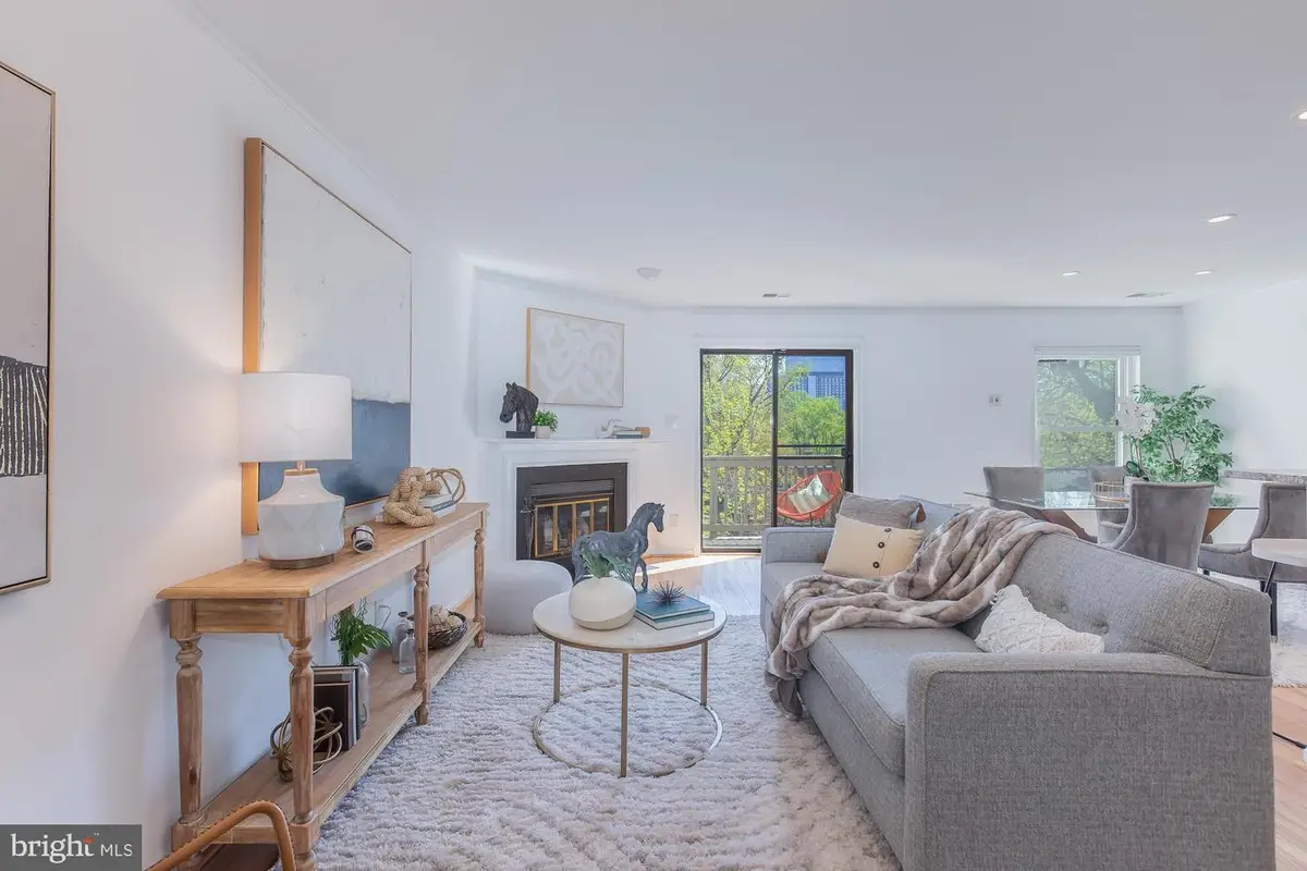 2103 N Rolfe St #b, Arlington, VA 22209 - #1