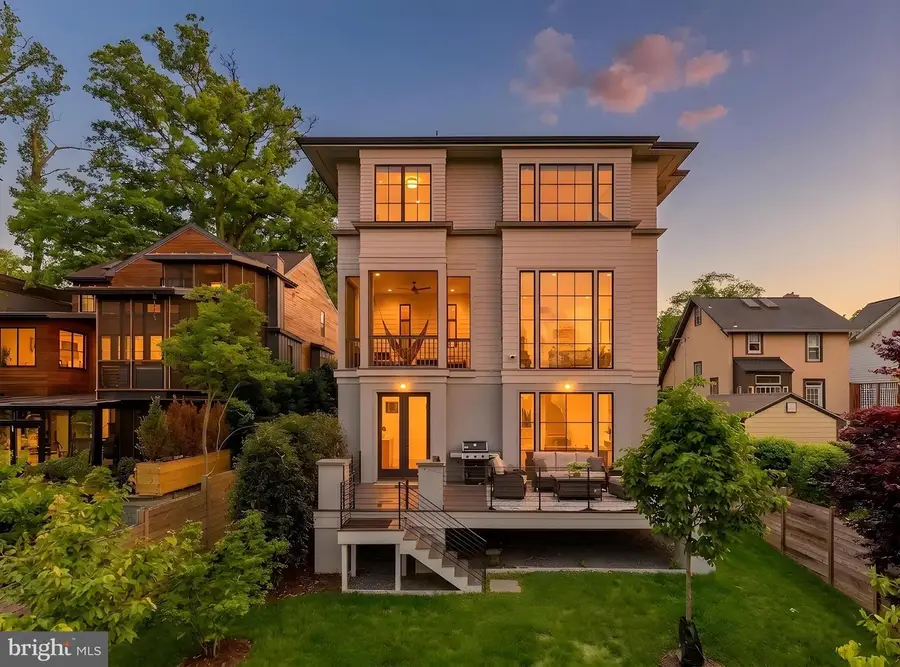 135 N Edgewood St, Arlington, VA 22201 - #3